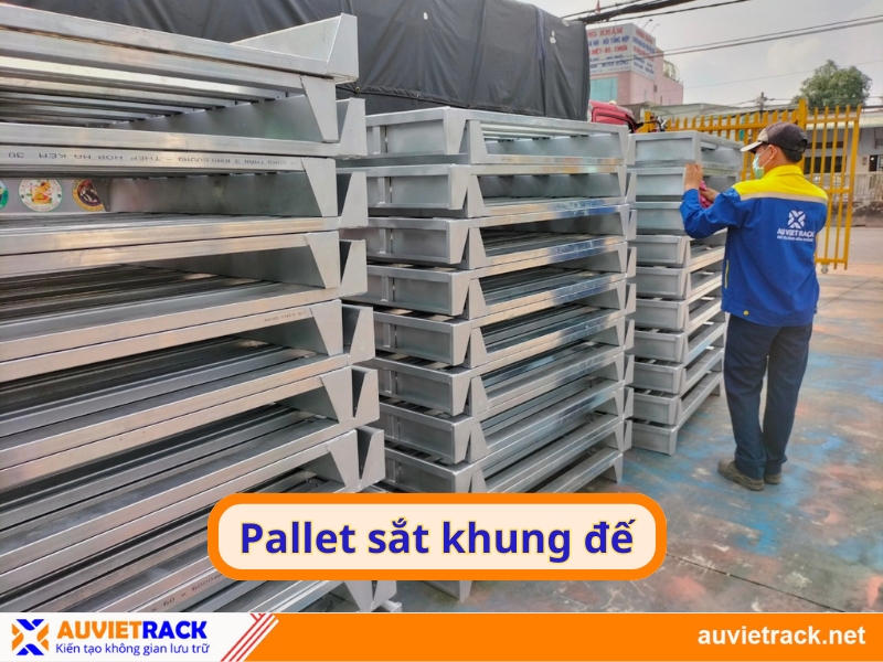 Pallet sắt khung đế 